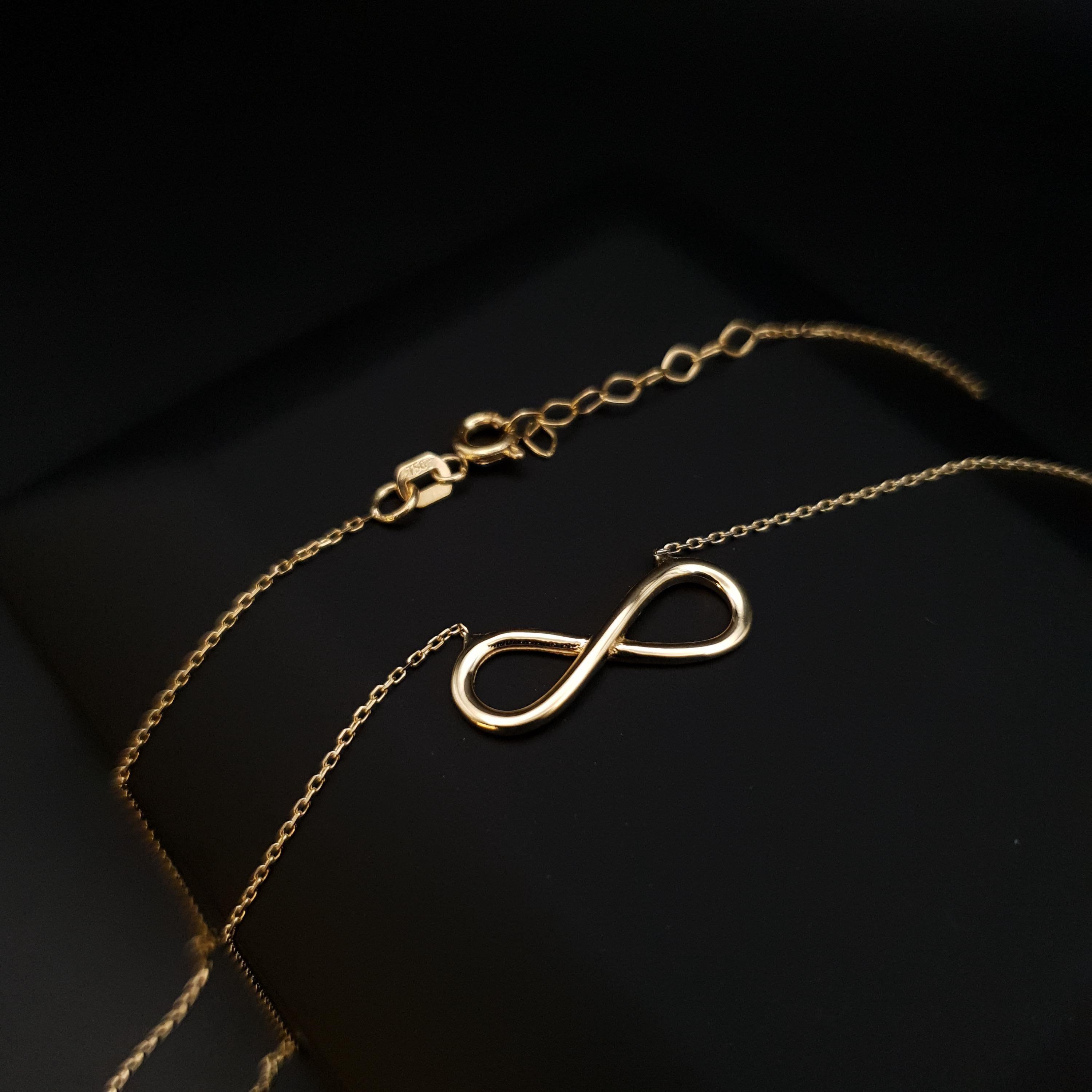 18K Solid Gold Infinity Necklace: Modern Eternity Pendant