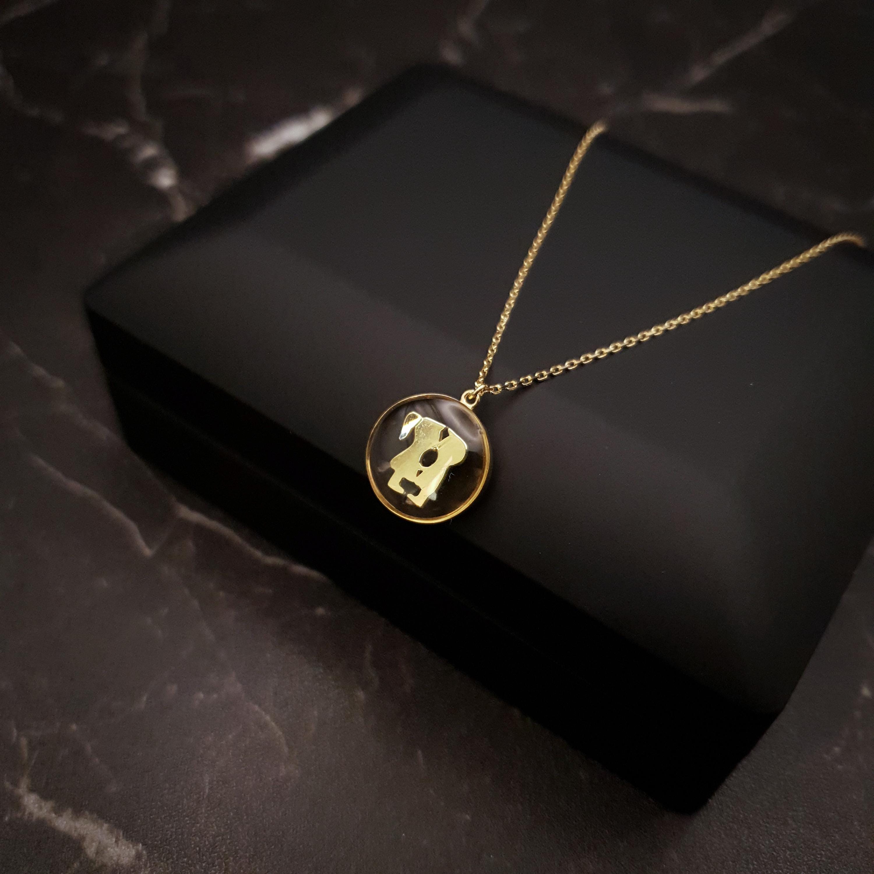 18K Gold Kiss Pendant Necklace: Love Story Gift