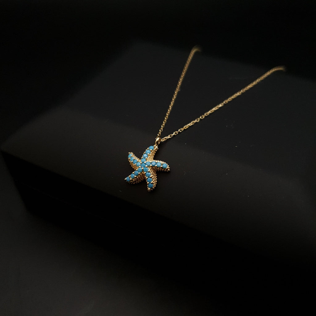 18K Gold Starfish Necklace: Turquoise Beach Design