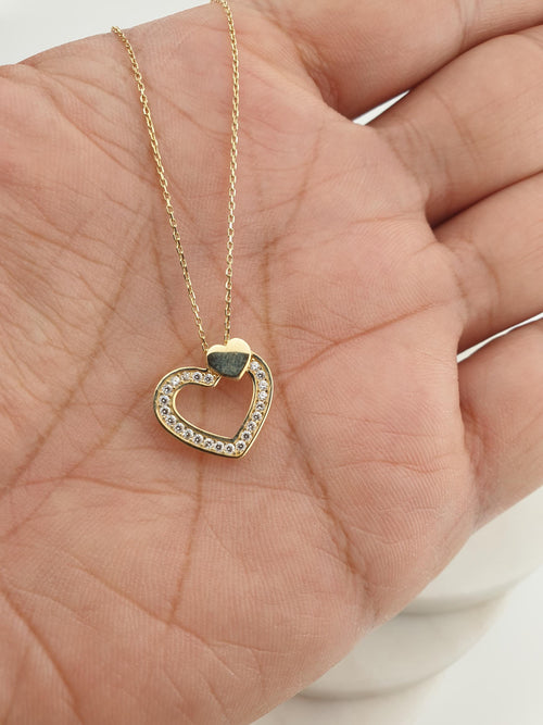 14K Gold Diamond Heart Necklace: Delicate Charm Pendant