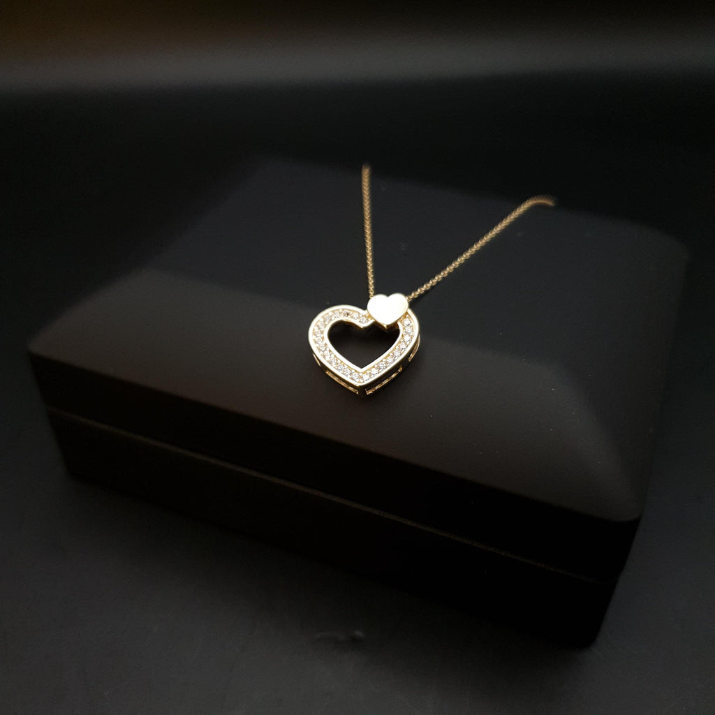 14K Gold Diamond Heart Necklace: Delicate Charm Pendant