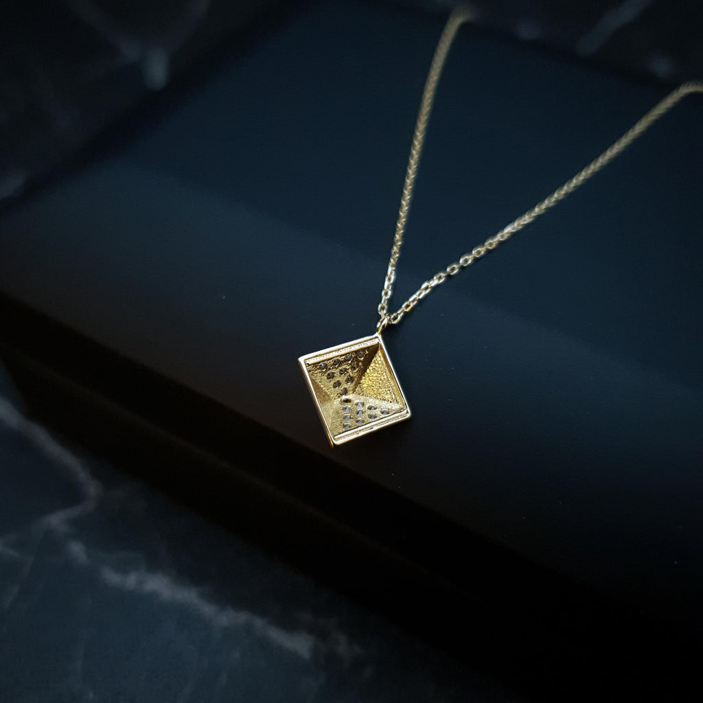 18K Gold Pyramid Necklace: Geometric Pendant, Modern Jewelry