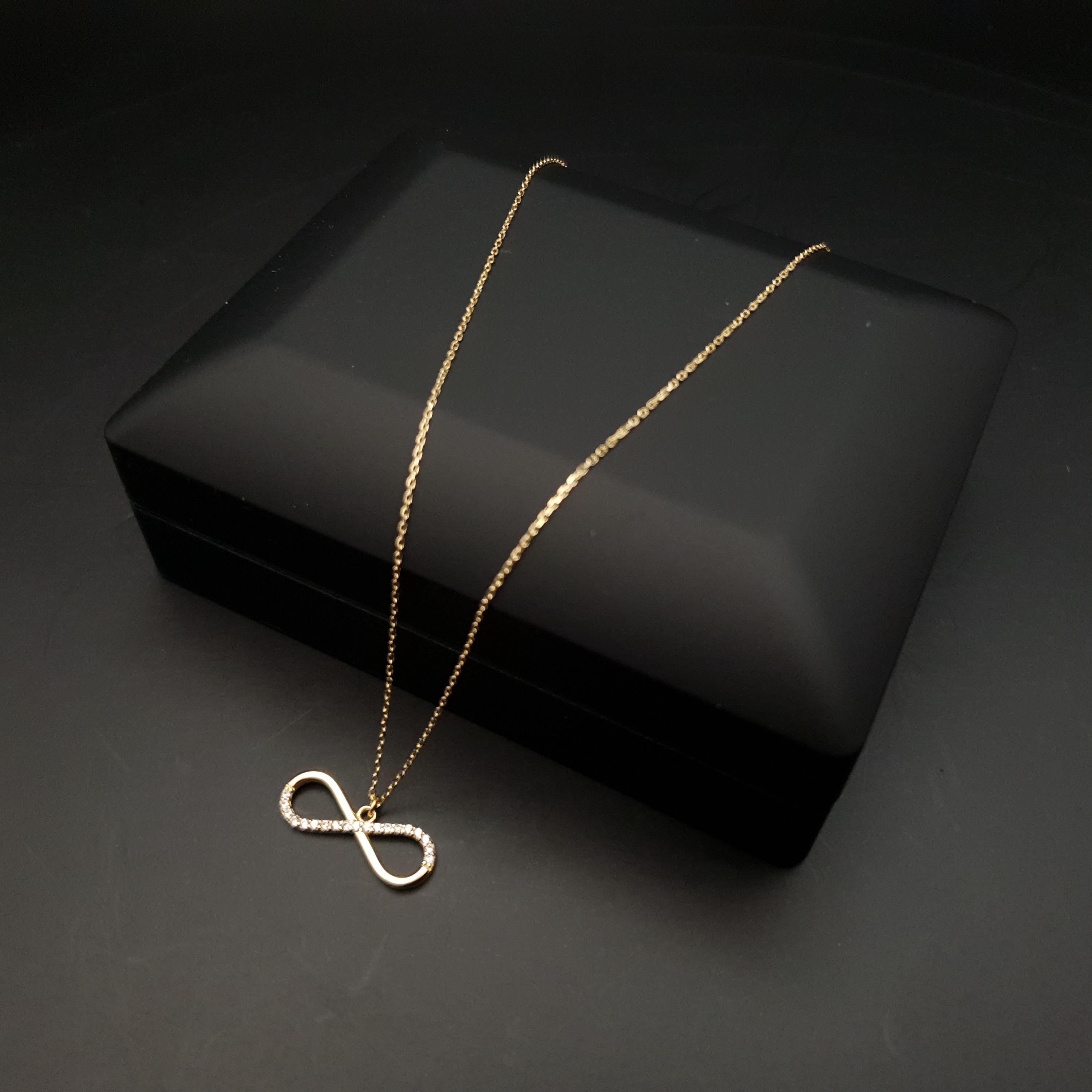 18k Real Gold Infinity Necklace: Delicate Charm Pendant