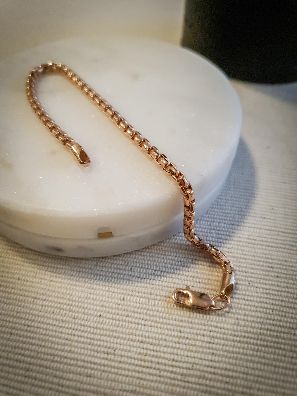 14K Gold Rose Bracelet, 8 inch length and 4mm thickness,