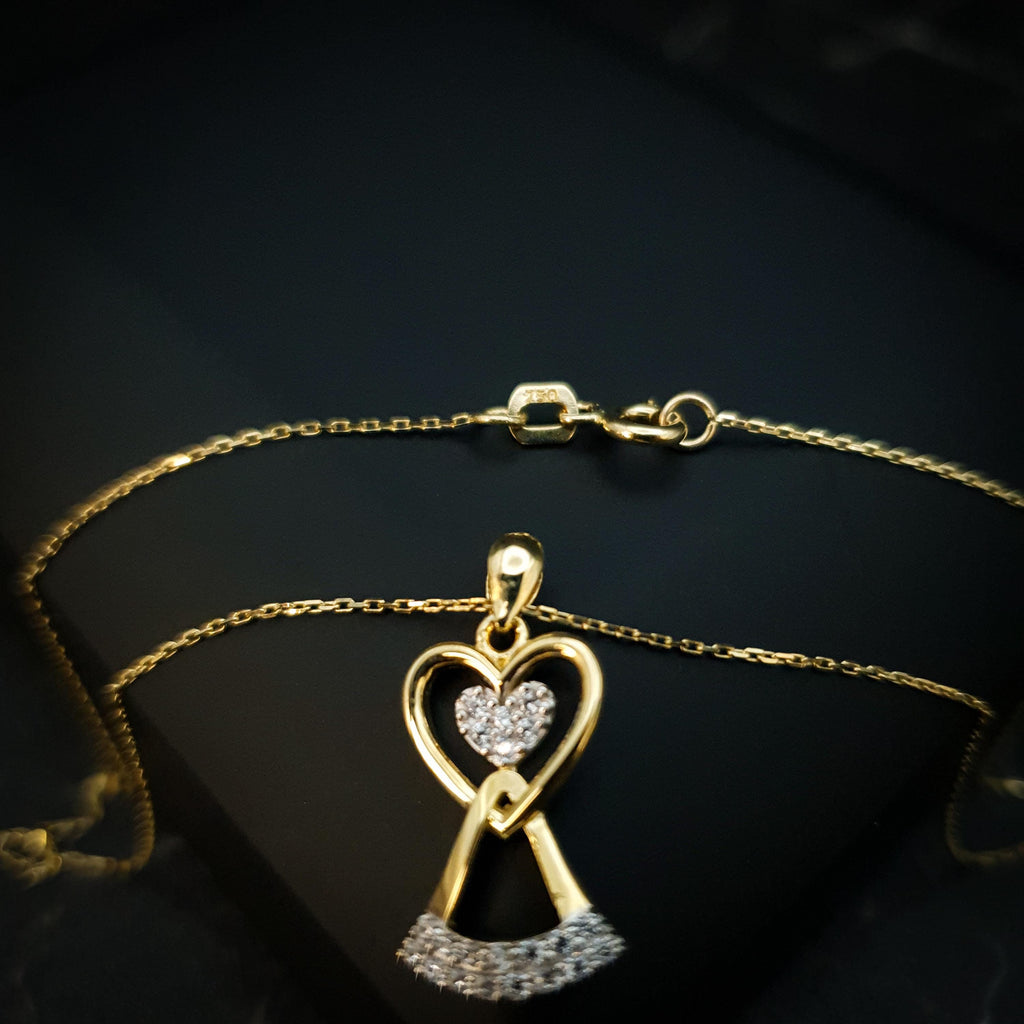 18K Gold Angel Heart Necklace: Delicate Charm Pendant