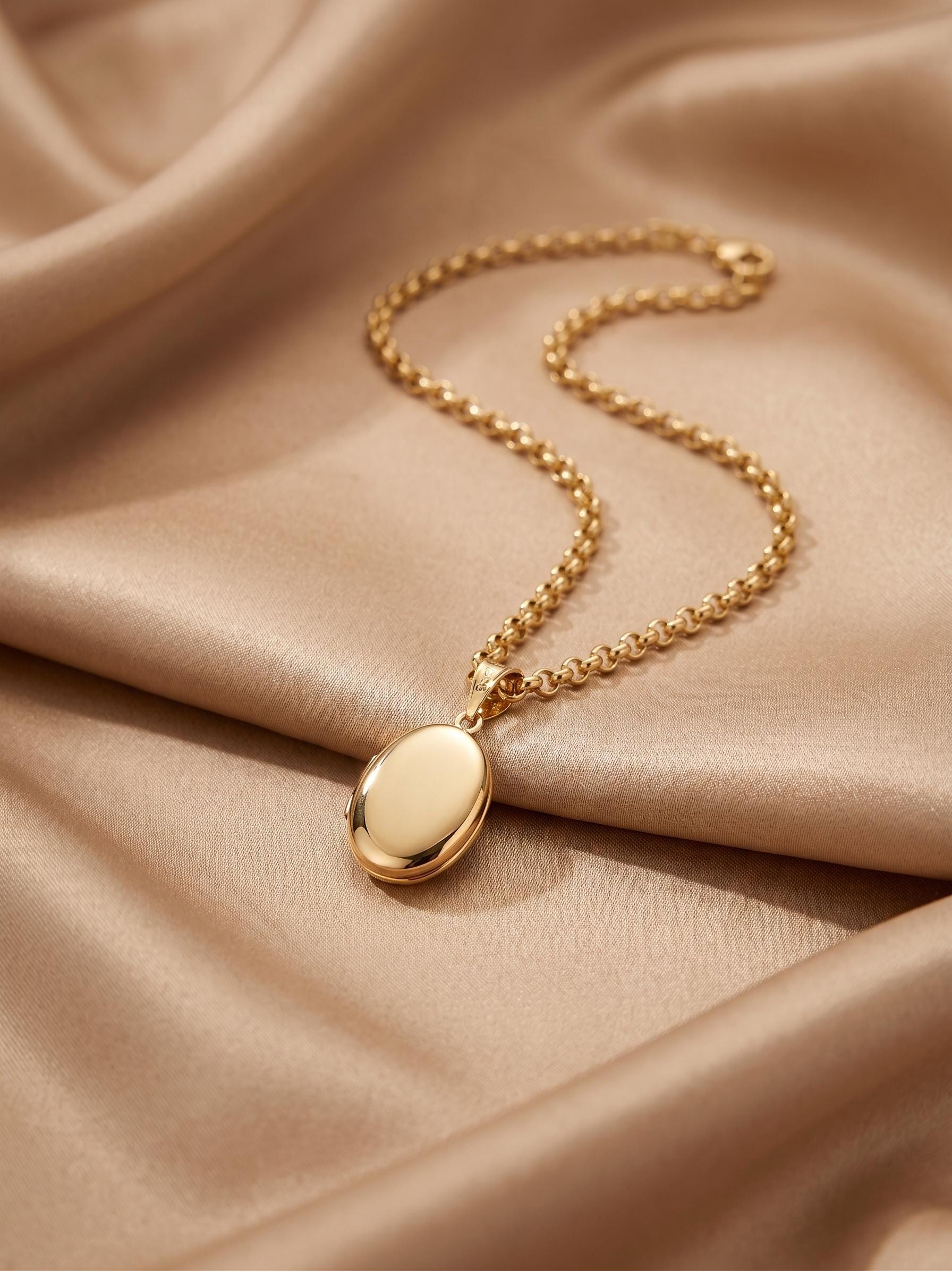14k Real Gold Oval Locket Necklac,22 inch, Photo Memorial Pendant