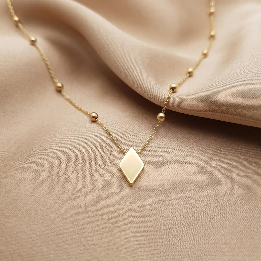 18K Gold Kite Necklace: Minimalist Geometric Pendant