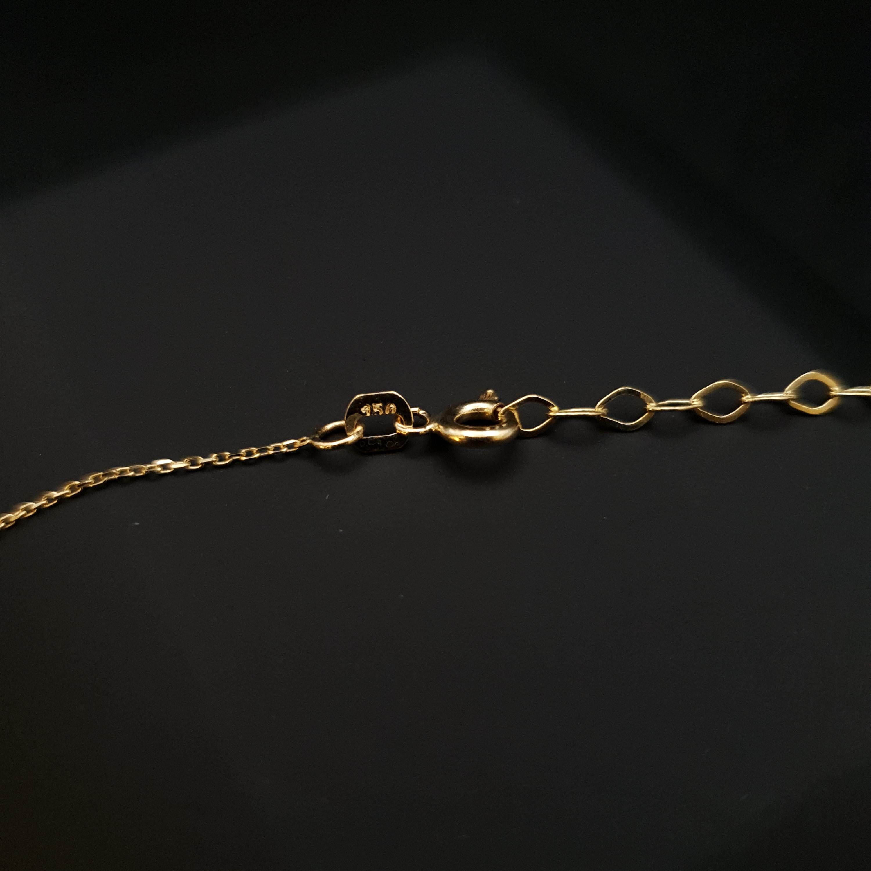 18K Gold Diamond Butterfly Necklace: Delicate Charm Pendant