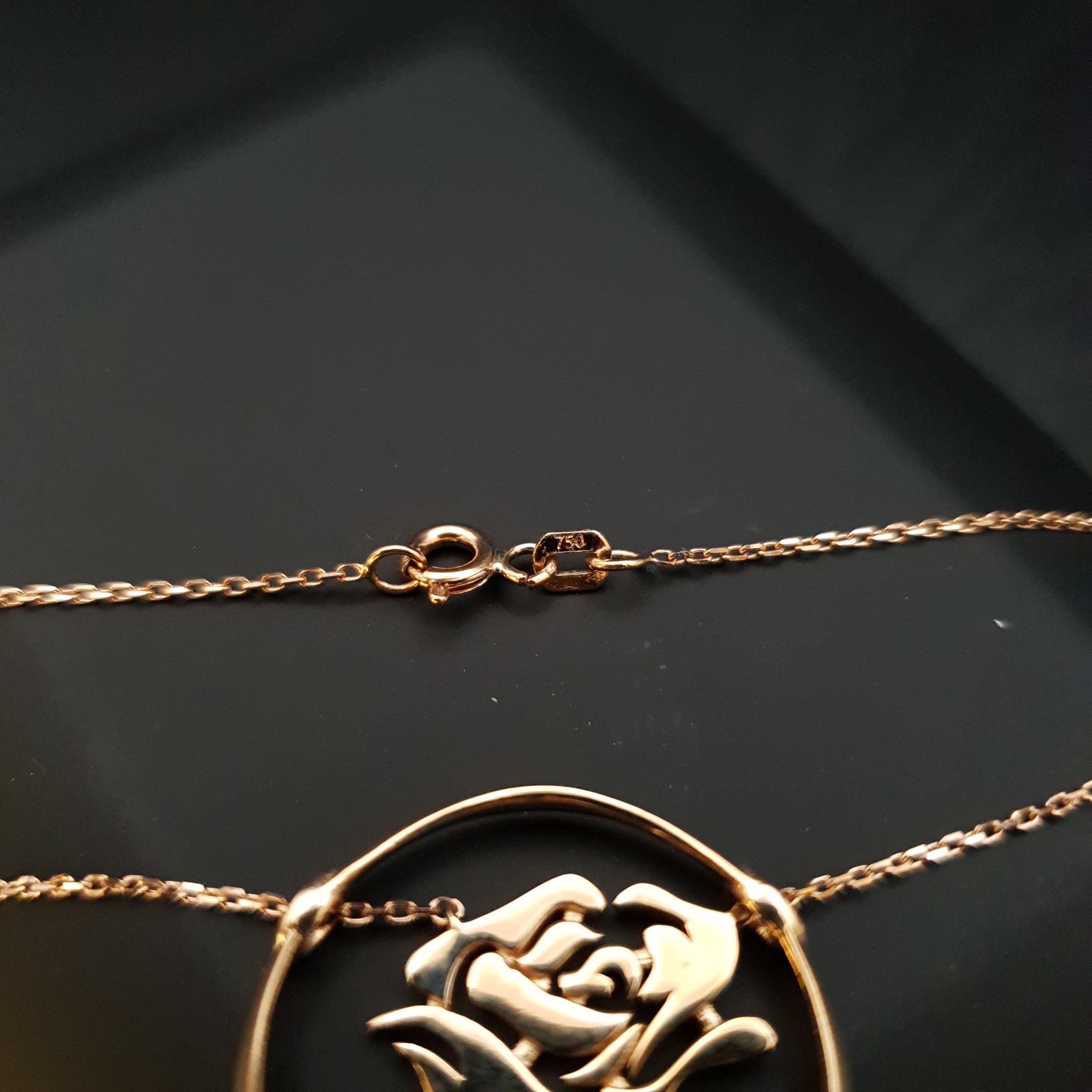 18K Gold Rose Flower Pendant Necklace - 17 Inch