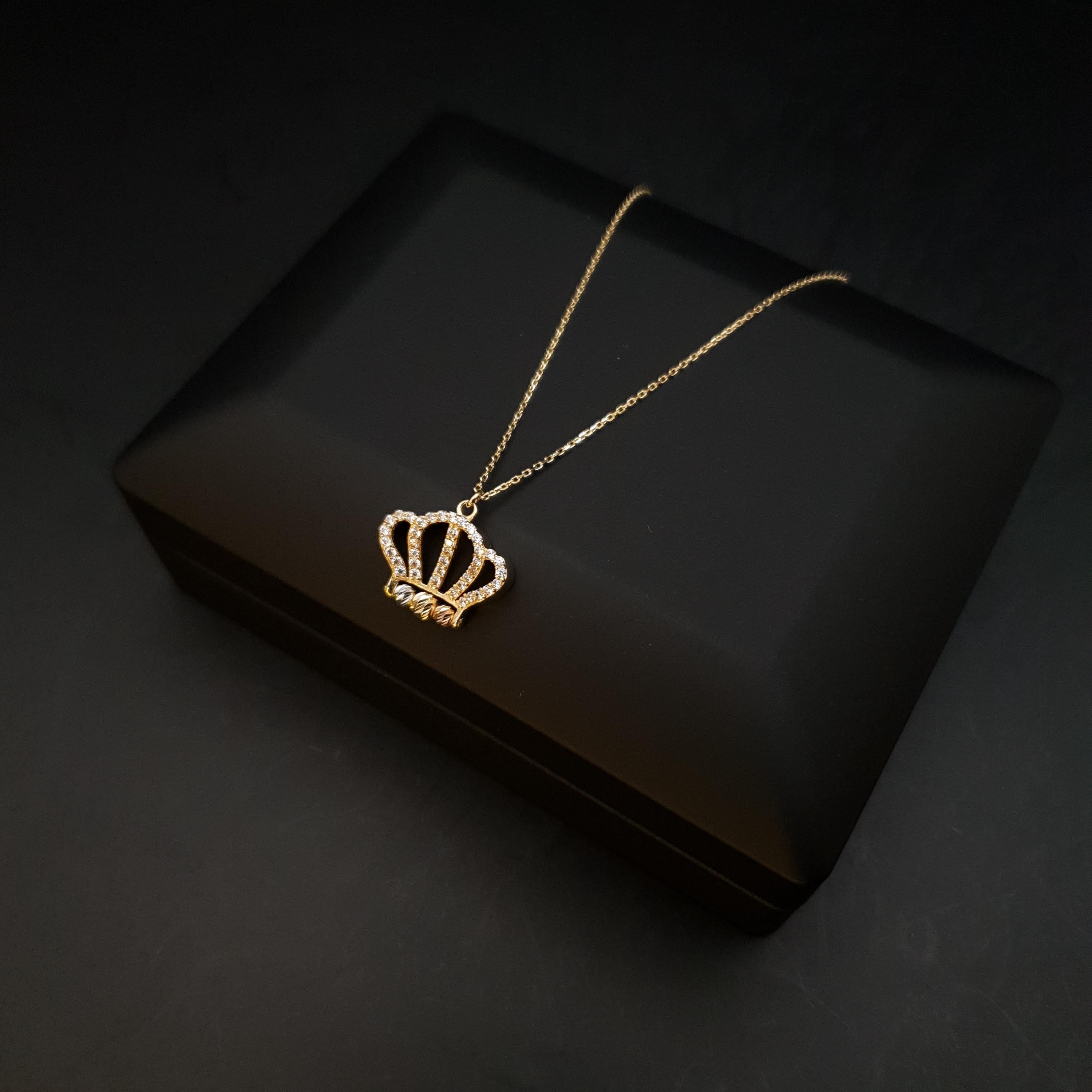 18K Gold Diamond Crown Pendant Necklace - Princess Charm