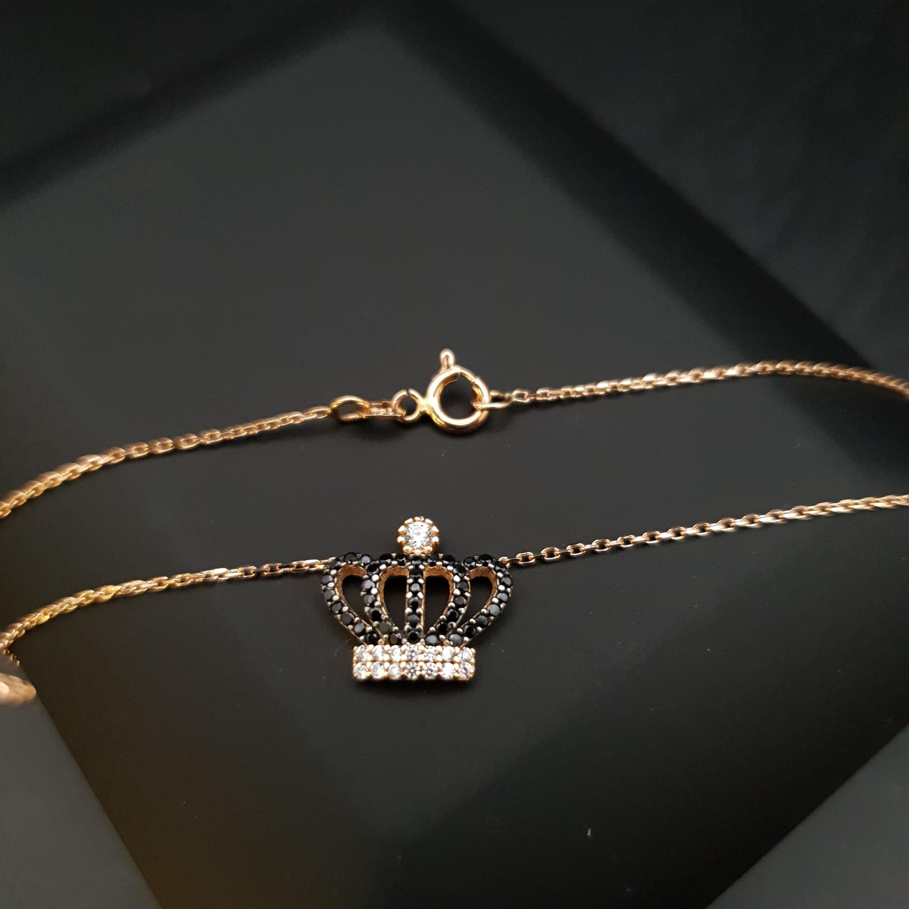 18K Gold Queen Crown Necklace: Black Diamond Pendant