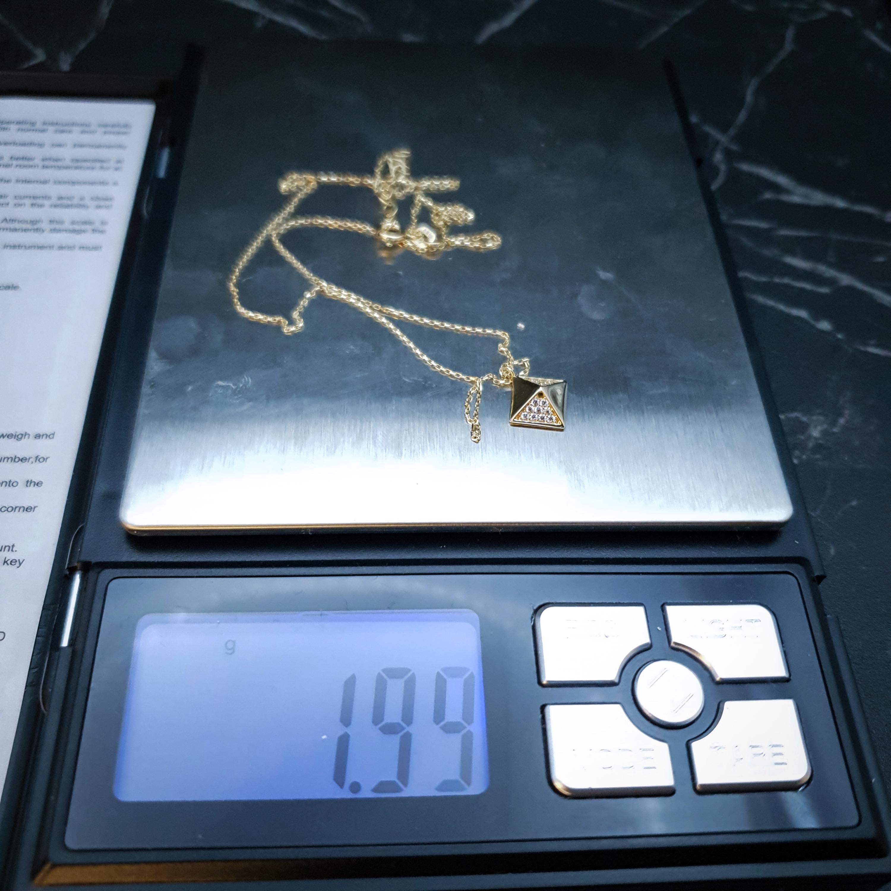 18K Gold Pyramid Necklace: Geometric Pendant, Modern Jewelry