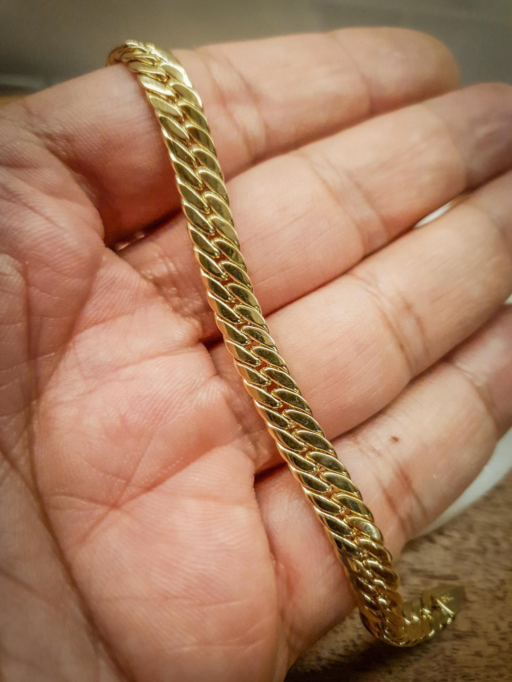 18K Gold Curb Chain Bracelet, 8 inch length and 4mm thickness,