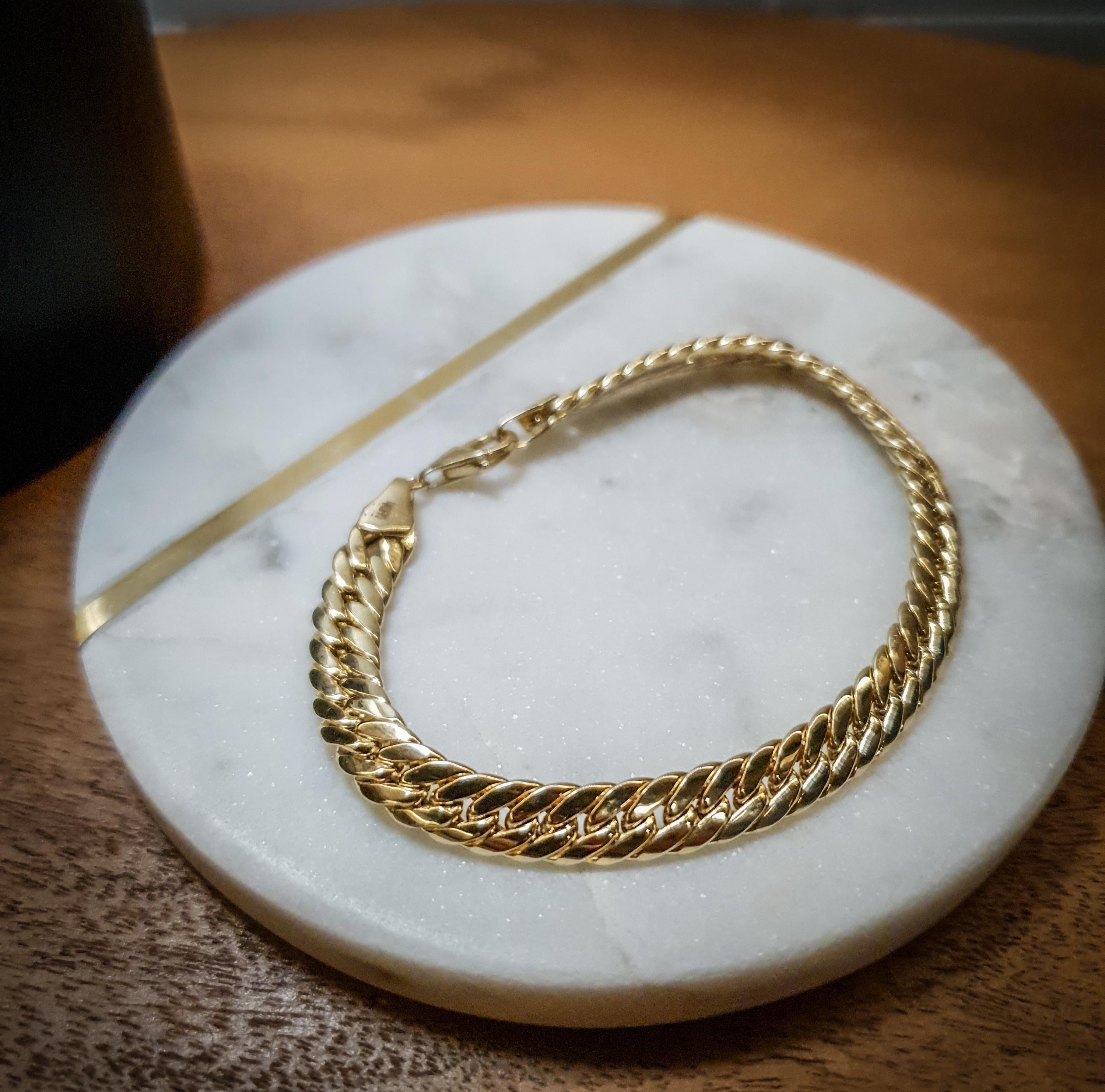 18K Gold Curb Chain Bracelet, 8 inch length and 4mm thickness,