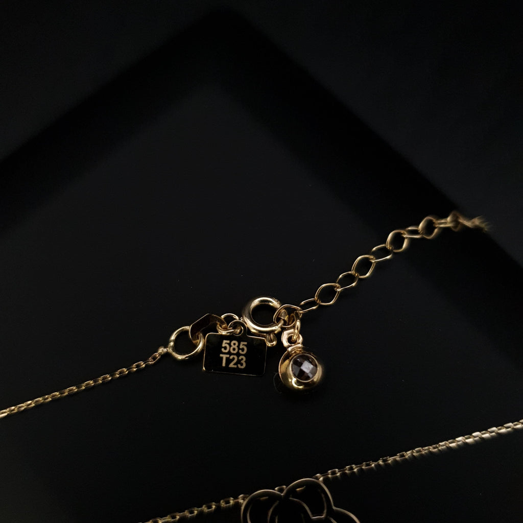 14K Gold Rose Flower Necklace: Floral Pendant, Delicate Jewelry