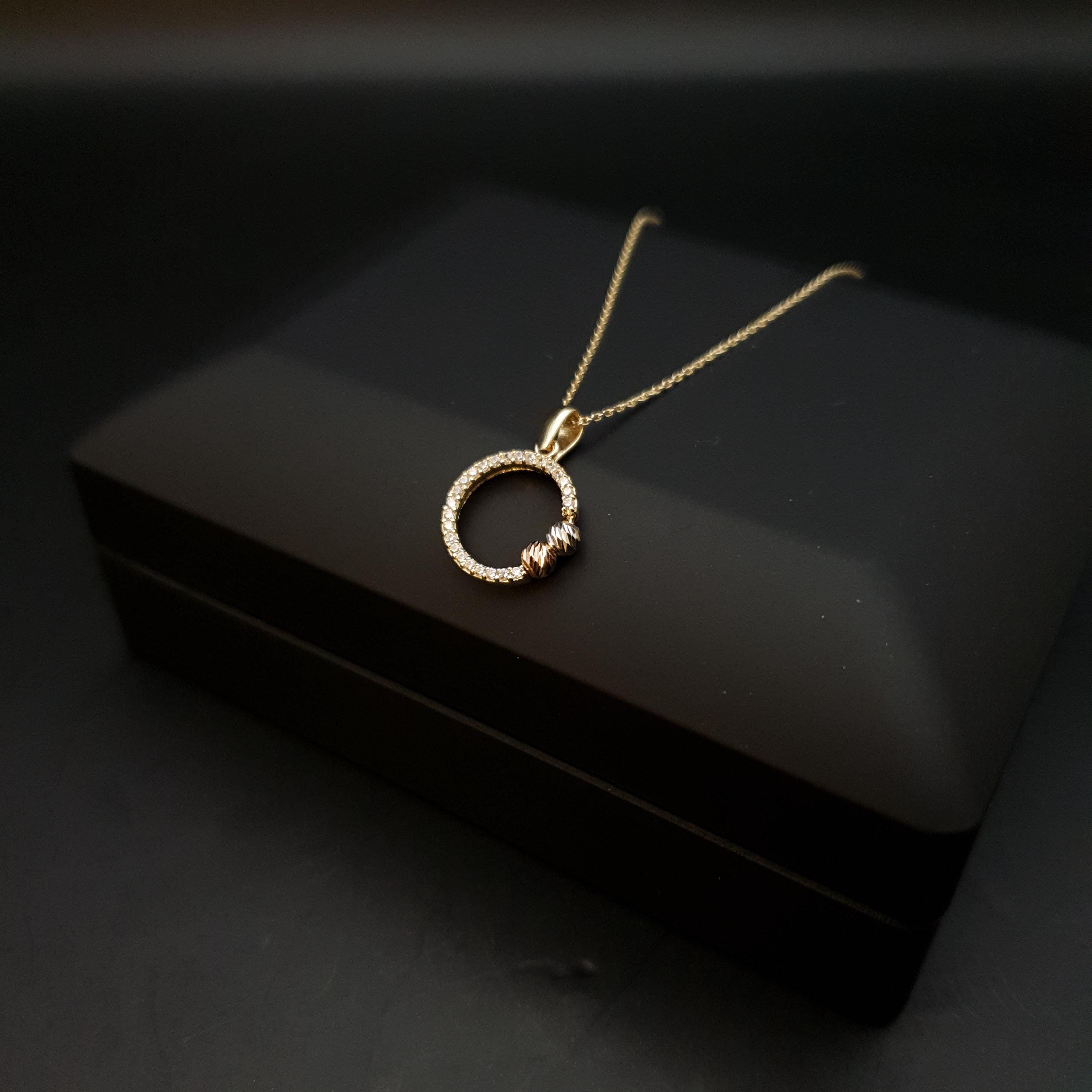 14K Gold Ring Pendant Necklace: Modern Circle Charm
