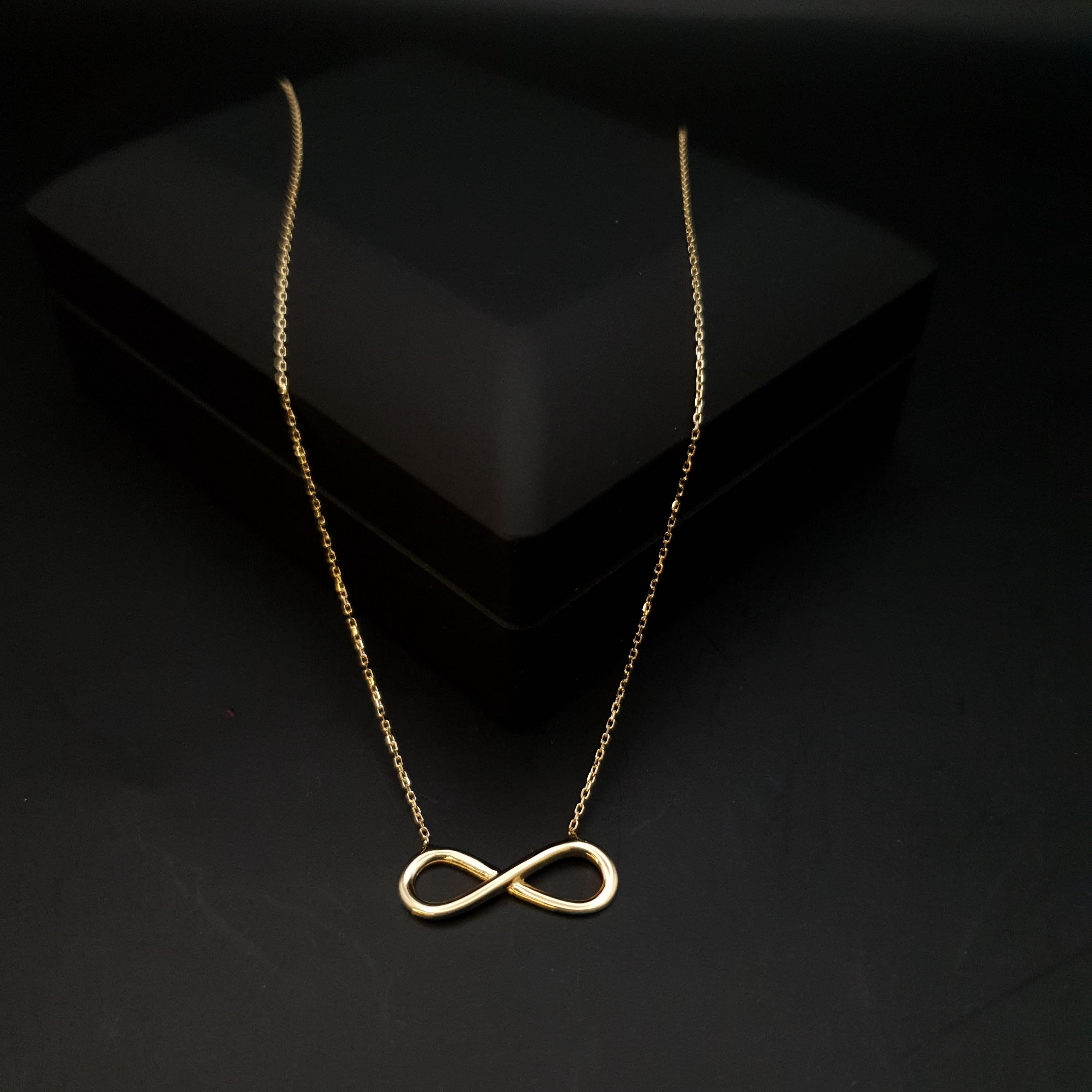 18K Solid Gold Infinity Necklace: Modern Eternity Pendant