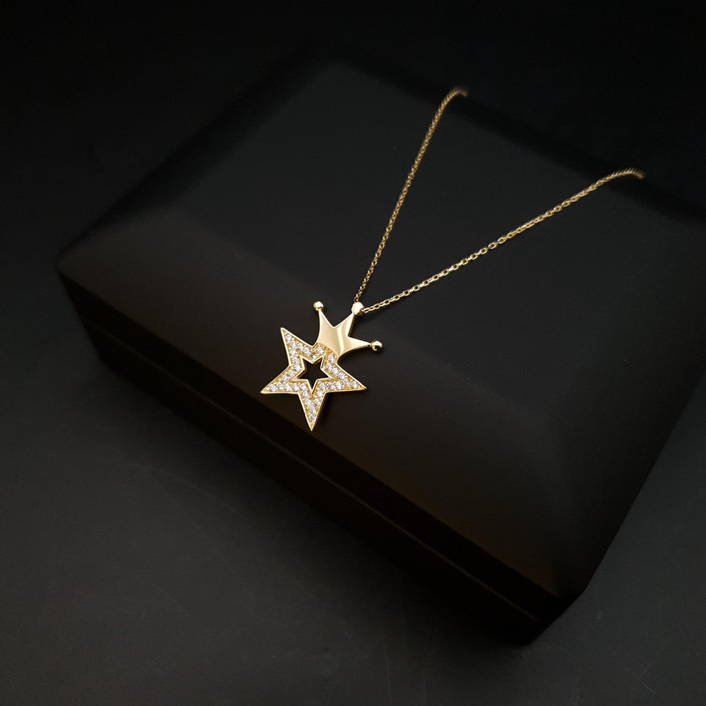 18K Gold Diamond Star Crown Necklace: King Star Pendant
