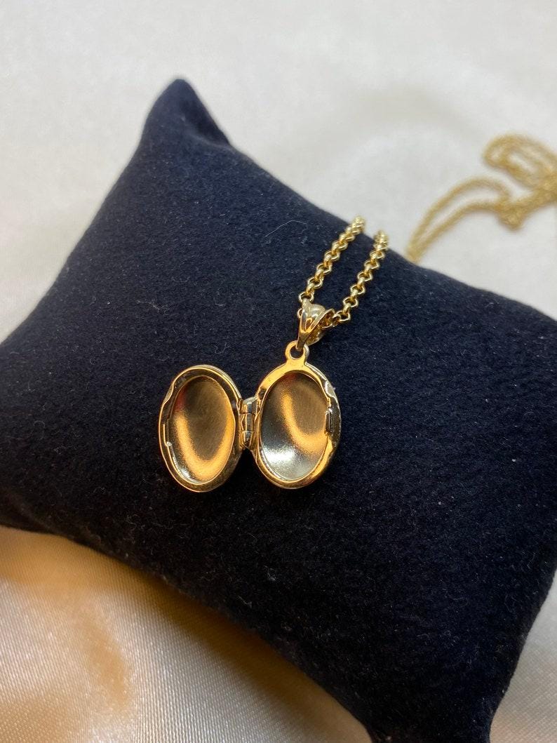 14k Real Gold Oval Locket Necklac,22 inch, Photo Memorial Pendant