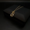 18K Gold Sea Horse Pendant Necklace: Modern Charm Design