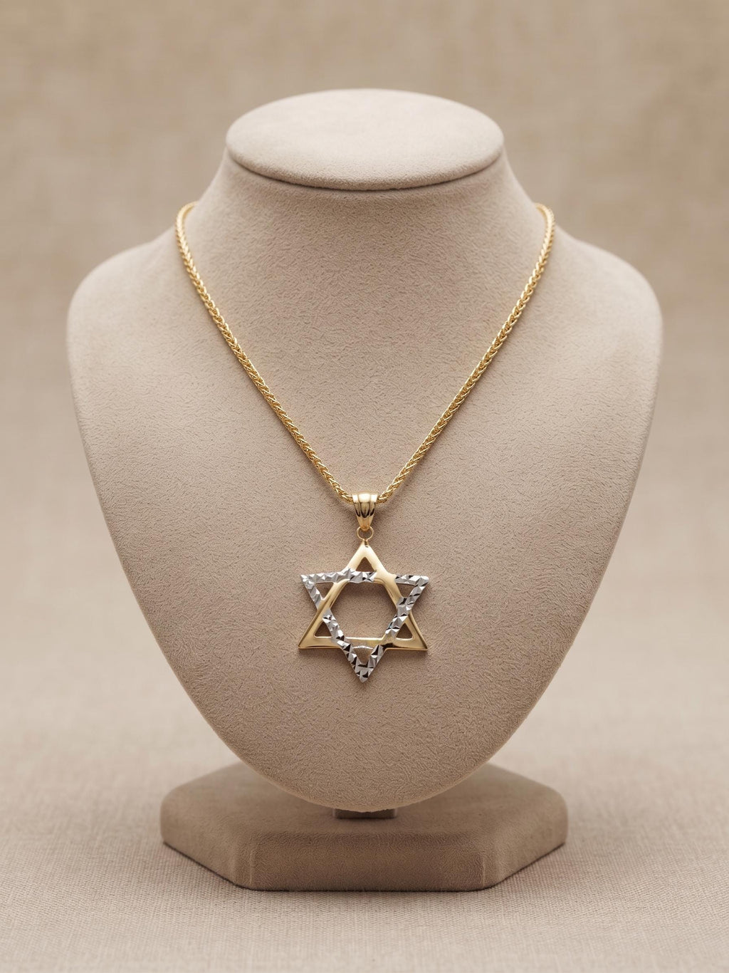 14k solid Gold Magen David Diamond cut, Franco Chain 21.5 inches 1.5 mm