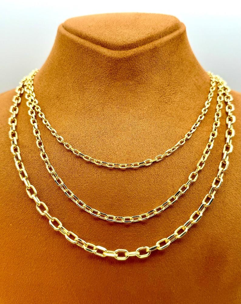 14k Gold Cable Chain Necklace: Layering, Trending Jewelry, Lobster Clasp