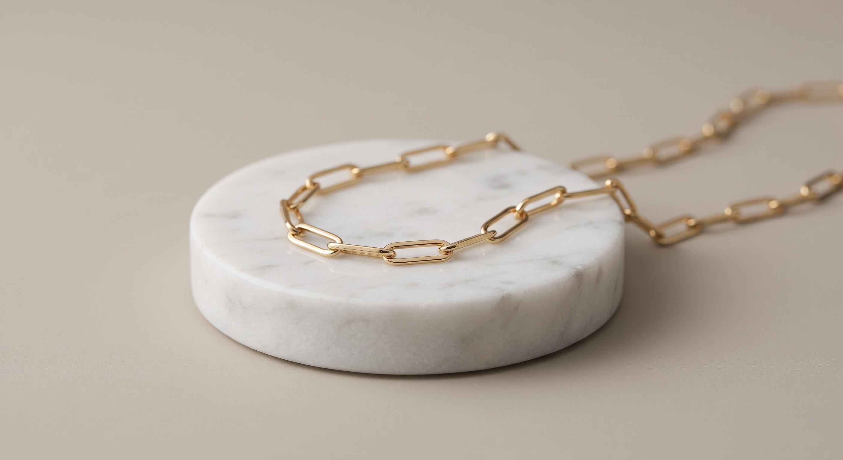 14k Gold Cable Chain Necklace: Layering, Trending Jewelry, Lobster Clasp