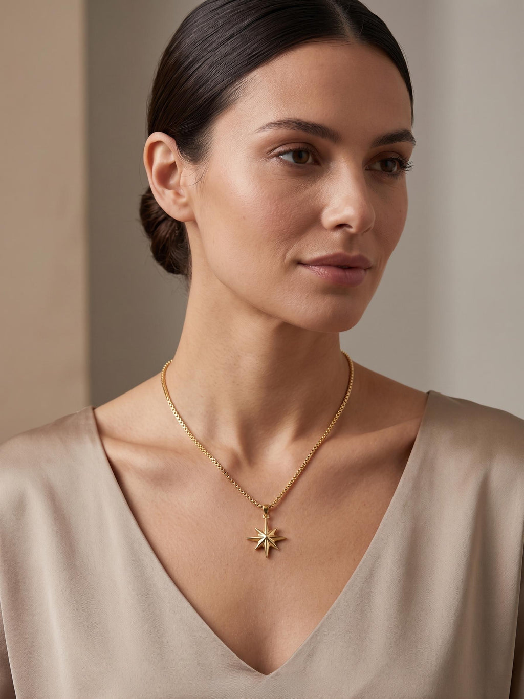 14k Gold Compass Star Necklace,2mm box chain: Traveler Charm Pendant