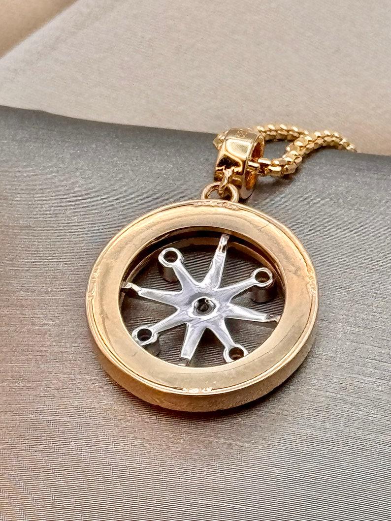 14K Gold Compass Pendant Necklace: Byzantine Chain,
