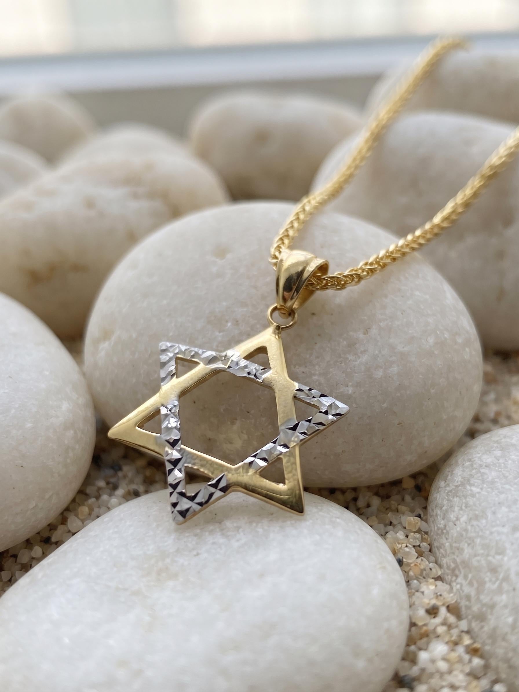 14k solid Gold Magen David Diamond cut, Franco Chain 21.5 inches 1.5 mm